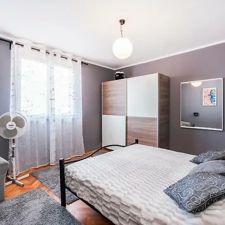 Barone 7 Apartment