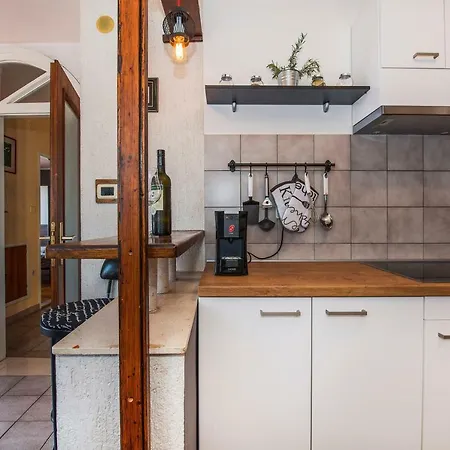 Barone 7 Apartment *
